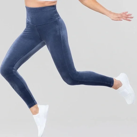 Shefit Limited Edition Velvet Leggings Size Small NWT - Picture 1 of 12